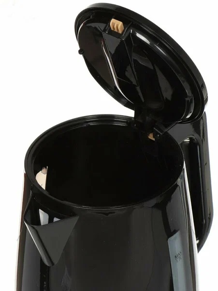 3. Чайник ENERGY E-235 1.7л, черный