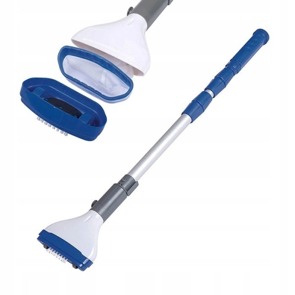 1. Пылесос для бассейна BESTWAY AquaScan на батарейках 8АА, штанга до 1,5 м 58340